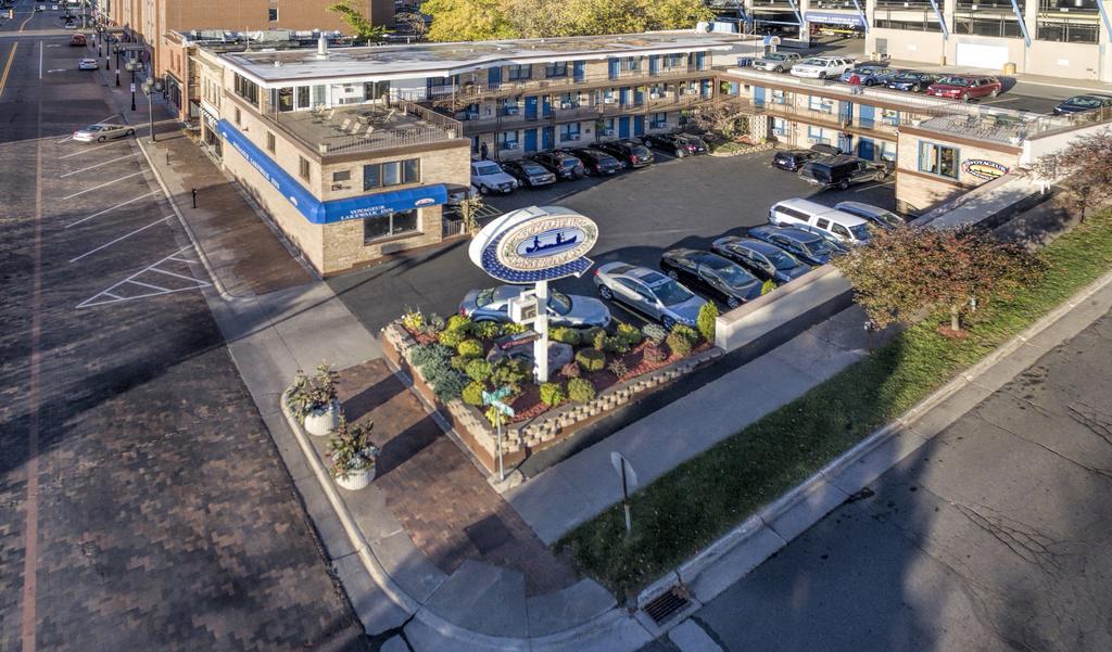 Voyageur Lakewalk Inn 덜루스 외부 사진